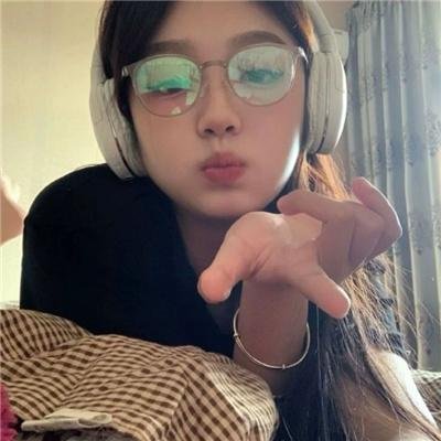 闪婚后,顾教官沦陷了